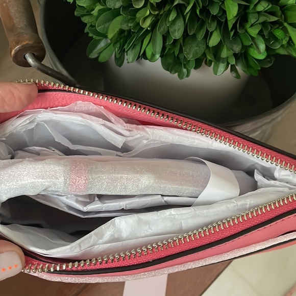 🎀TORY BURCH COLOR BLOCK LEATHER TASSEL CROSSBODY BAG NWT🎀 - Picture 9 of 12